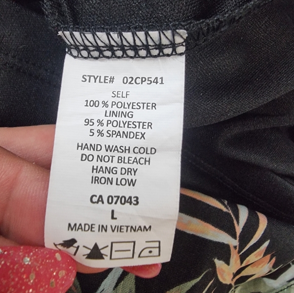 Sienna Sky Ladies Romper - Picture 10 of 11